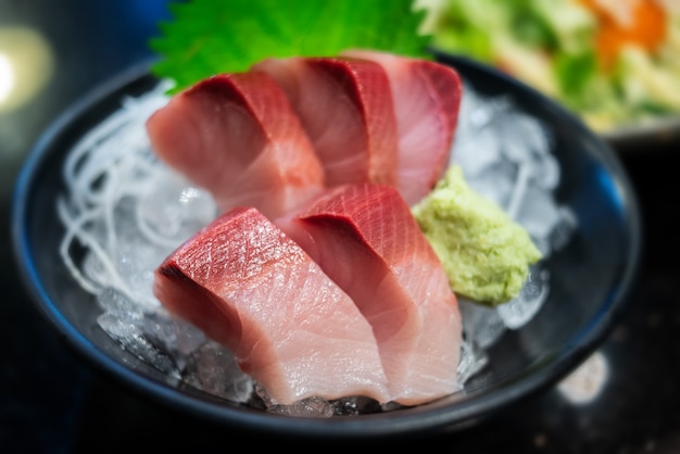 [JAPANESE_HAMACHI_STEAK_SHOCK_FROZEN] Japanese Hamachi steak (Shock Frozen)